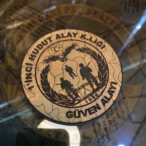 GÜVEN ALAYI  1'İNCİ HUDUT ALAY K.LIĞI BİRLİK ARMASI