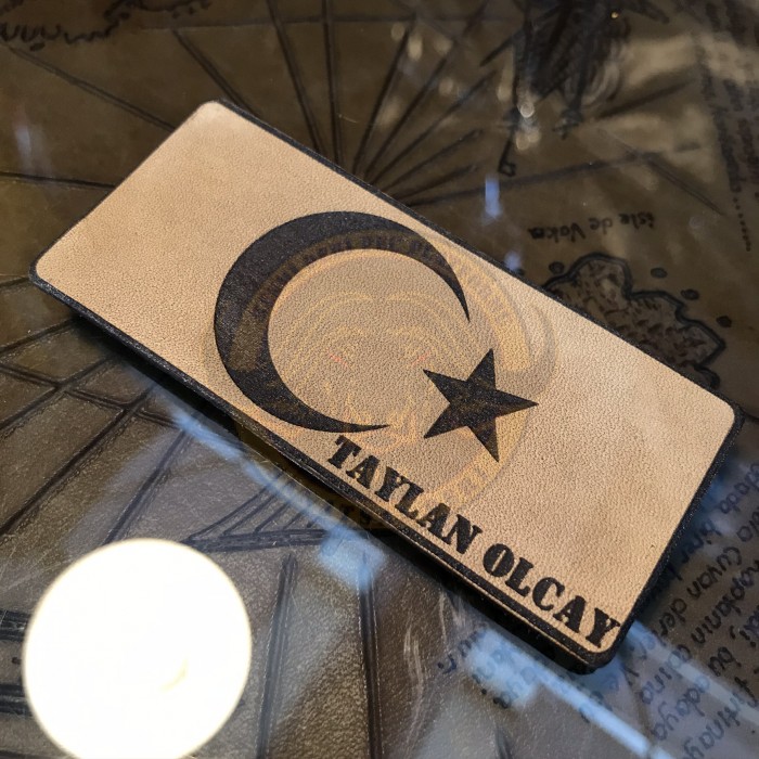 KOMBAT İSİMLİ BAYRAK 4X9