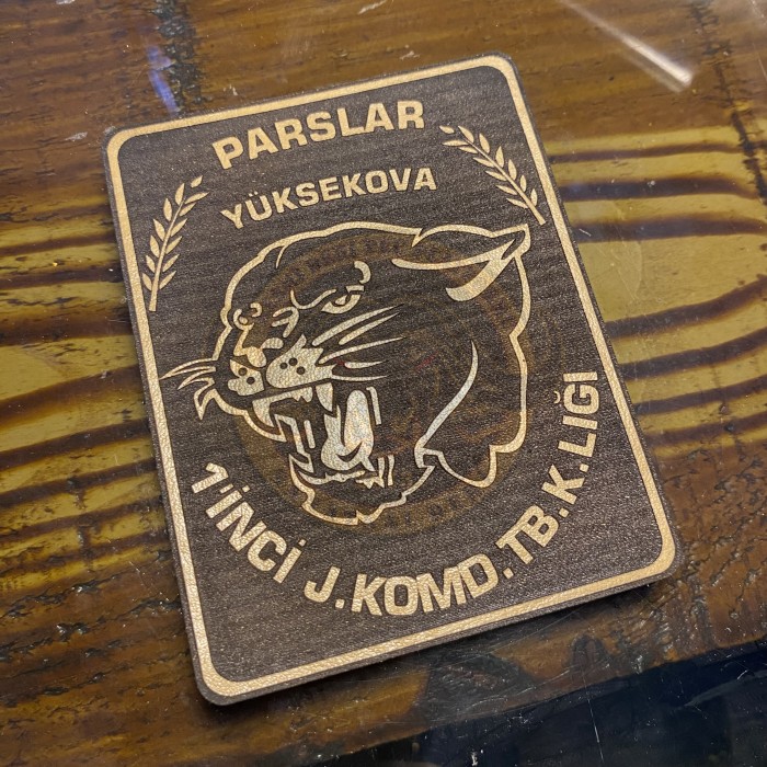 PARSLAR 9X7 ÖZEL BOYUT SİYAH BİRLİK ARMASI