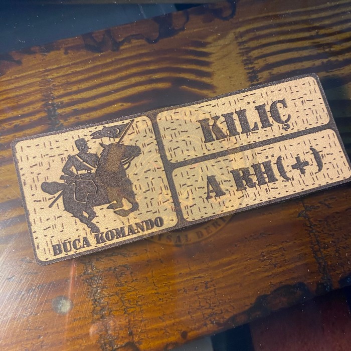 KOMPOZİT BAŞLIK ARKA İSİMLİK