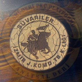 SÜVARİLER İZMİR JANDARMA KOMADO TABURU BİRLİK ARMASI
